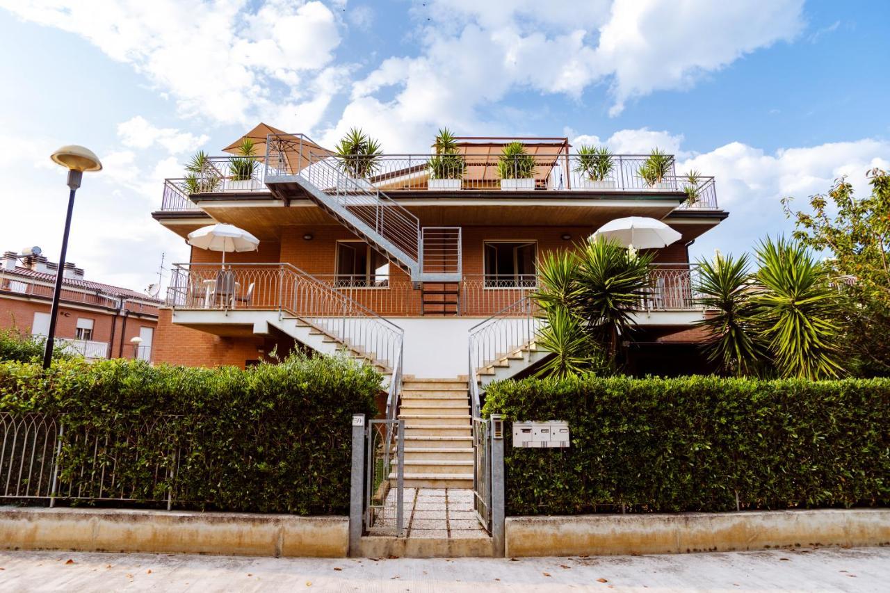 Marche Full Experience-Apartments Porto SantʼElpidio Extérieur photo
