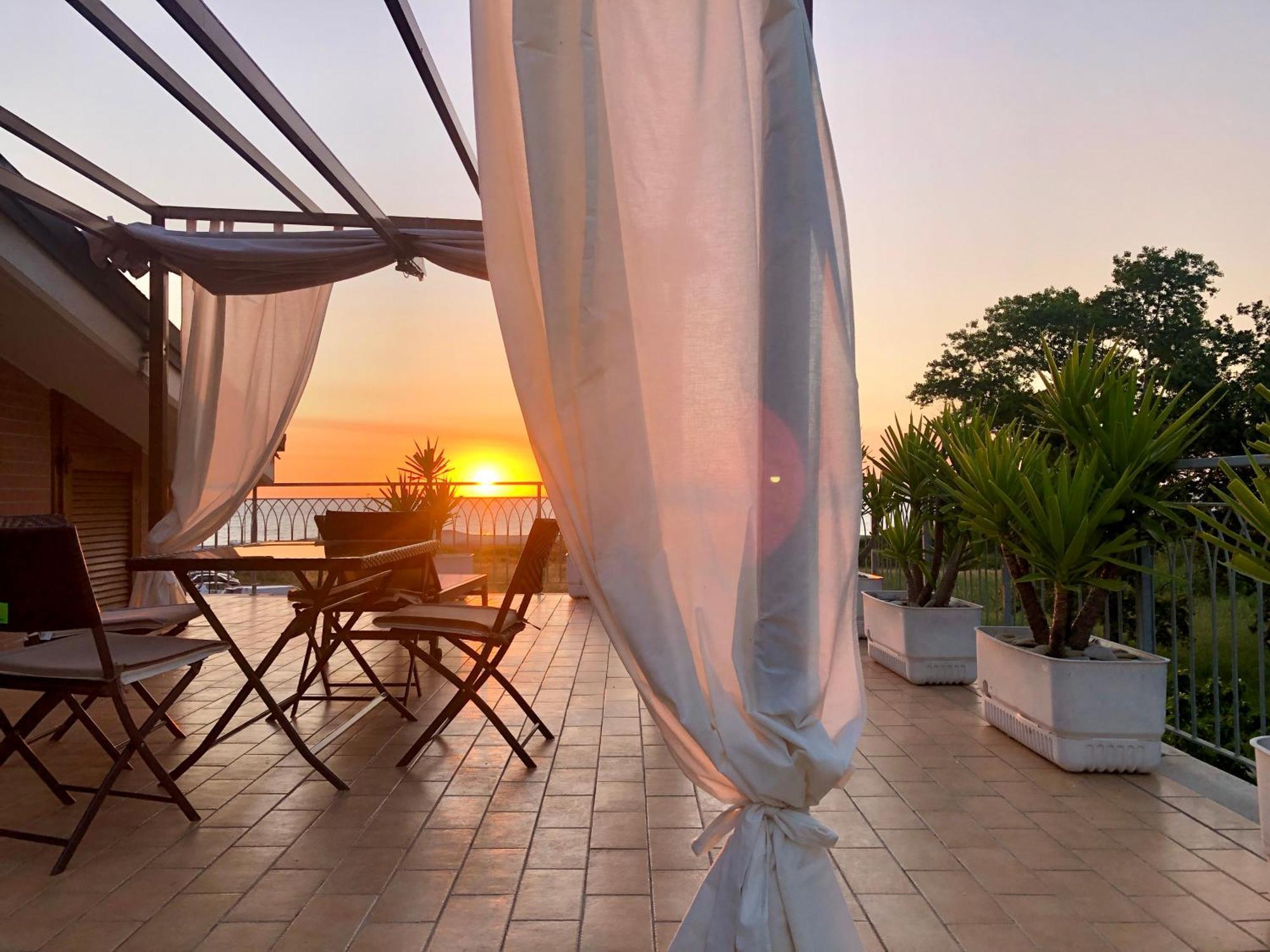 Marche Full Experience-Apartments Porto SantʼElpidio Extérieur photo